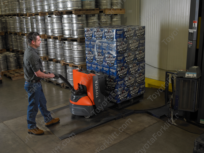 Toyota Electric Walkie Pallet Jack 8HBW23 | Electric Pallet Jacks