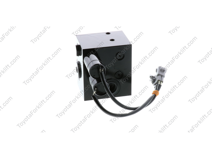 Tilt Lock Valve Assembly Part 67690U348071 Toyota Forklift